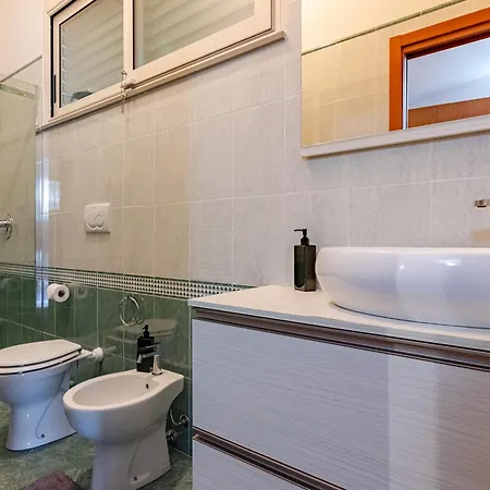 Elegance - With Garden And Private Gym * Livorno