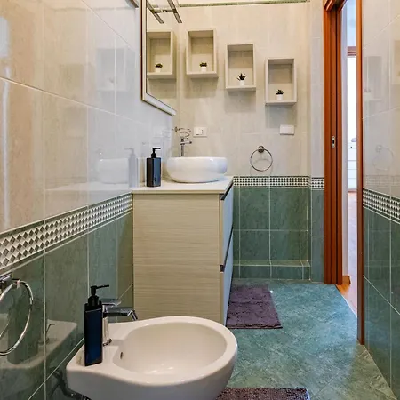 Villa Elegance - With Garden And Private Gym