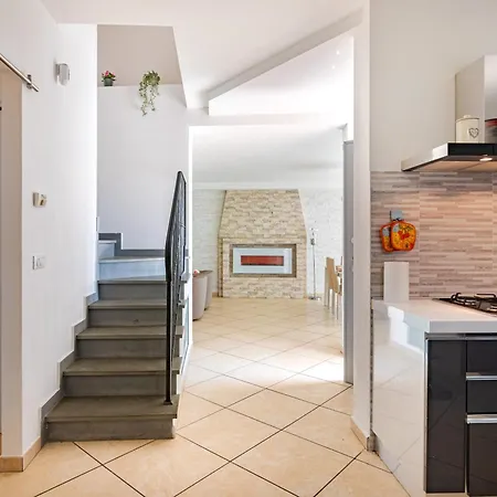 Elegance - With Garden And Private Gym * Livorno