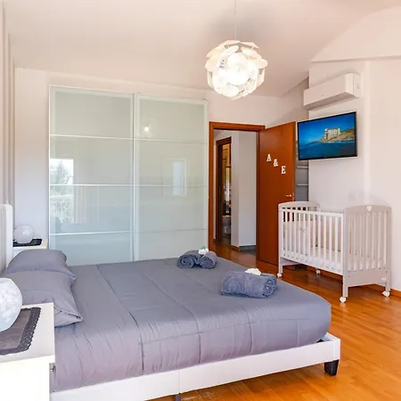 Elegance - With Garden And Private Gym